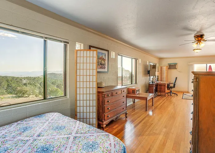 Sunroom + Sauna! Mtn-view *