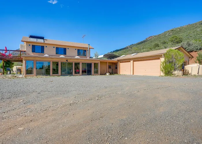 Sunroom + Sauna! Mtn-view Prescott Valley