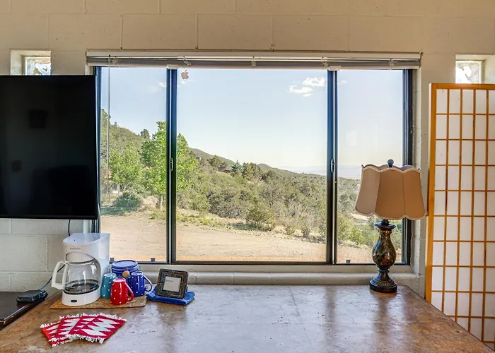 Holiday home Sunroom + Sauna! Mtn-view Prescott Valley